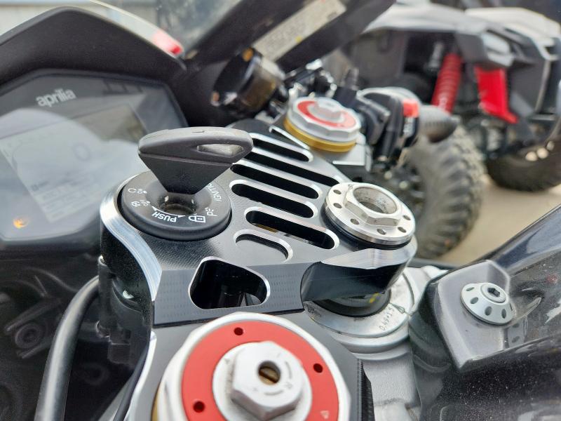 2018 APRILIA RSV4 ZD4KEU003JS001297