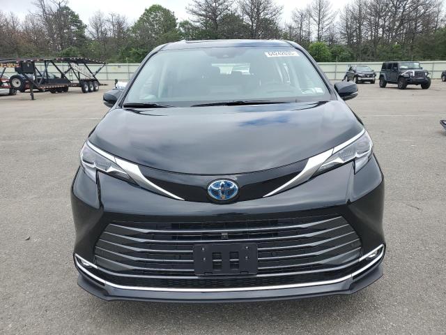2024 TOYOTA SIENNA LIM 5TDESKFC6RS151559