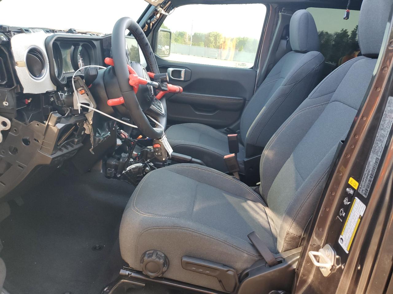 JEEP WRANGLER SAHARA