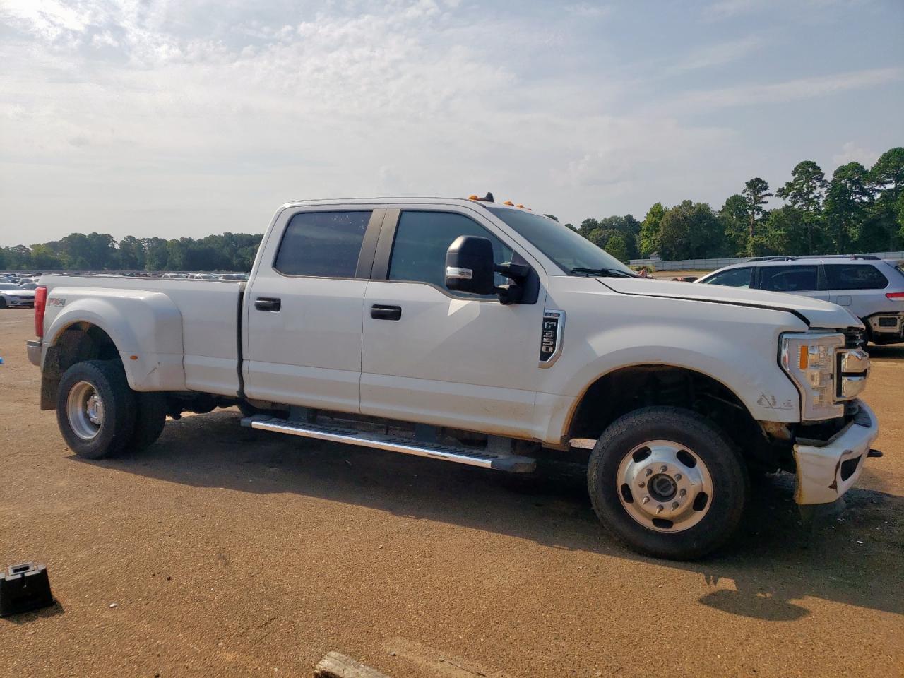FORD F-350 SUPER DUTY