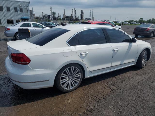 2015 VOLKSWAGEN PASSAT SE 1VWBV7A34FC046026