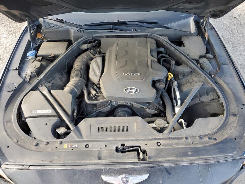 2015 HYUNDAI GENESIS 3. KMHGN4JE0FU051951