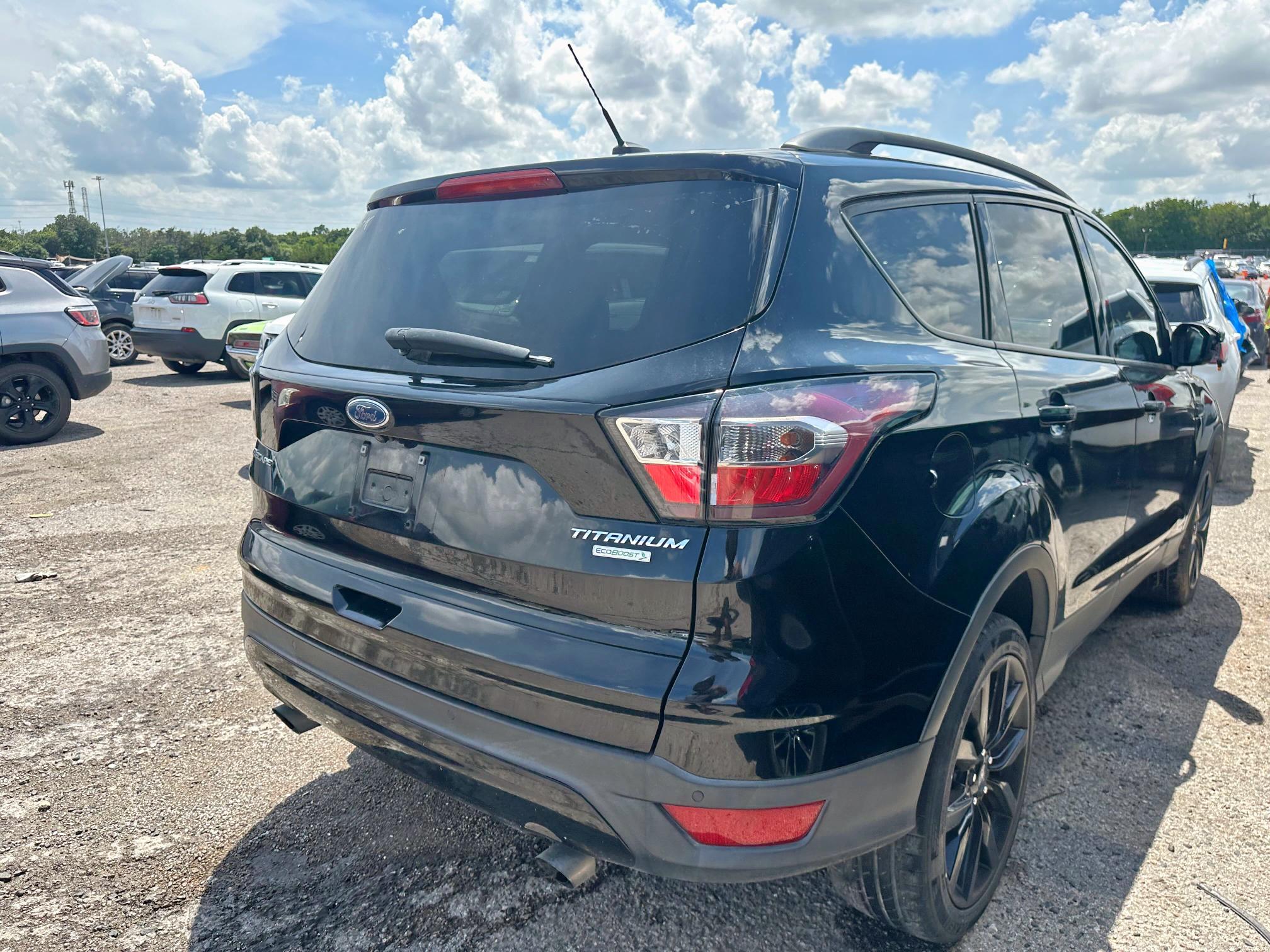 2017 FORD ESCAPE TIT 1FMCU0J97HUD29051