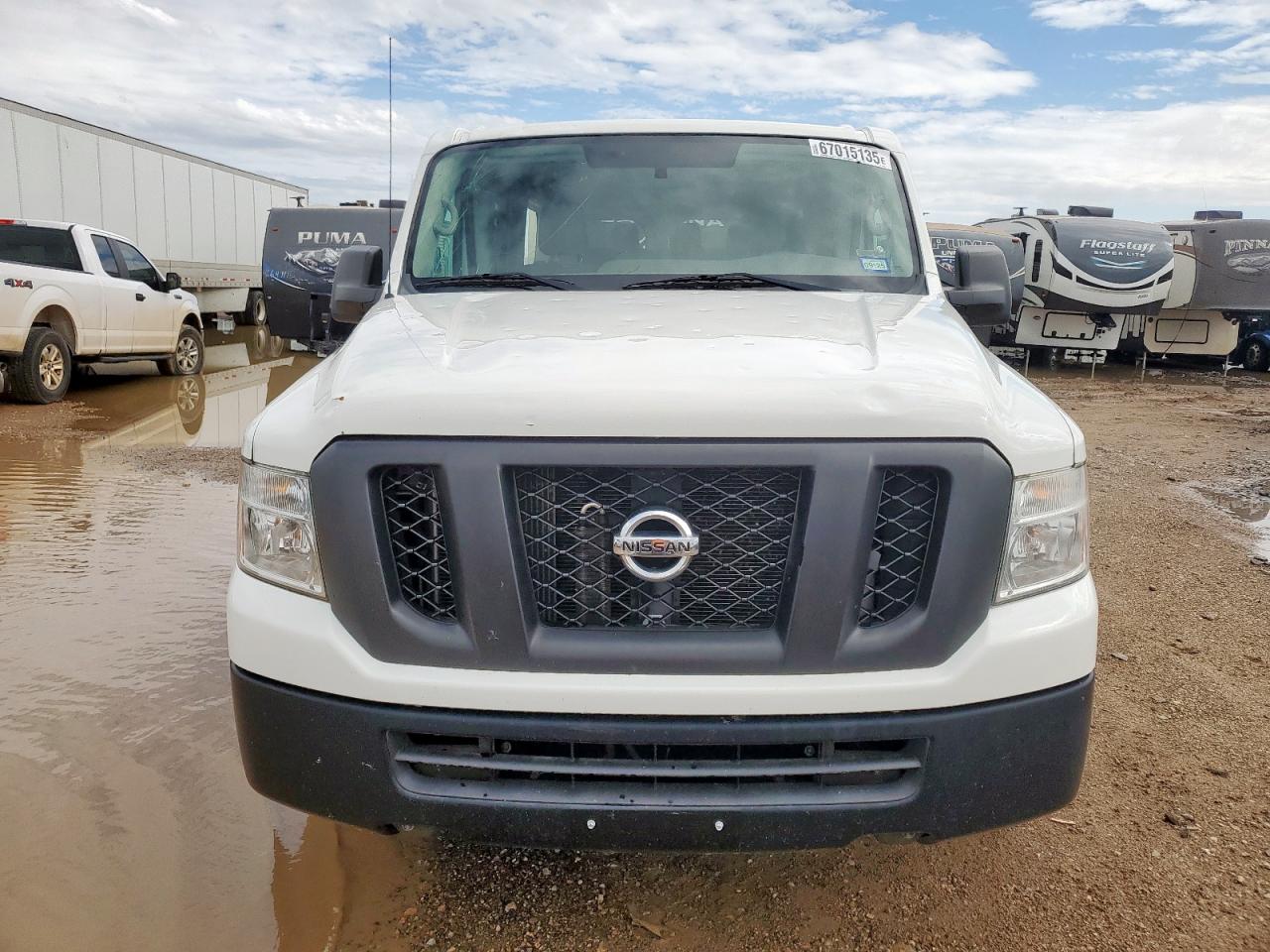 NISSAN NV3500 3500 S