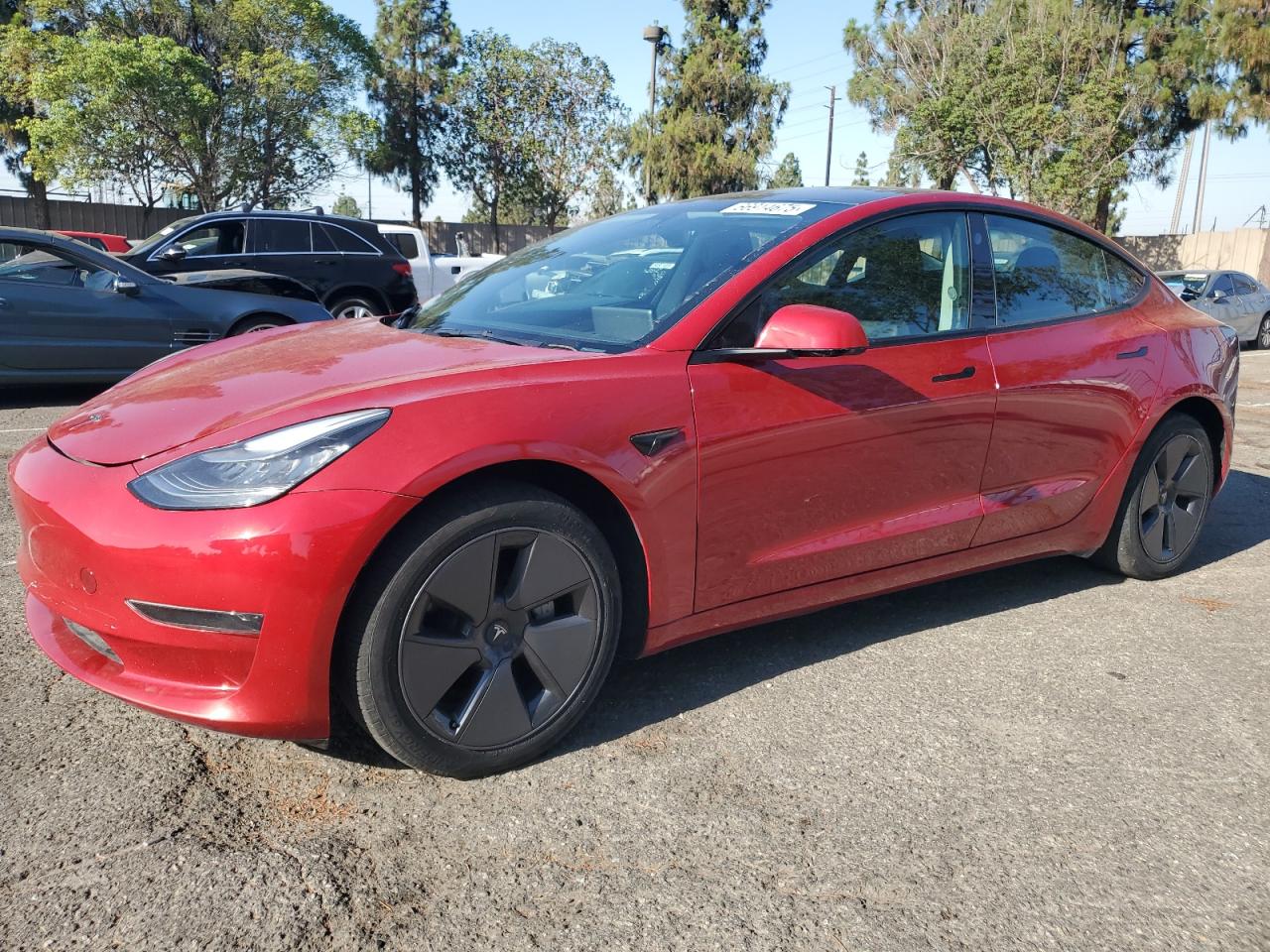 TESLA MODEL 3