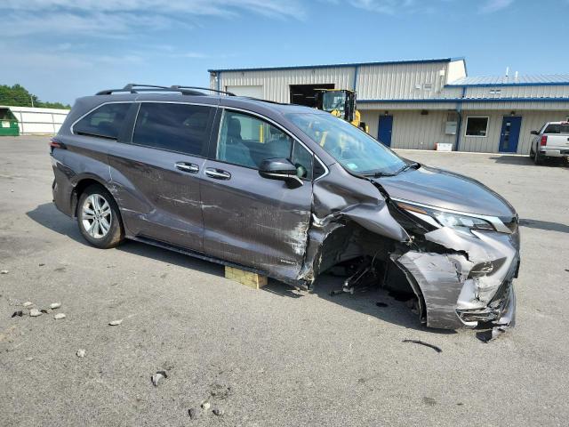 2021 TOYOTA SIENNA XSE 5TDDSKFC6MS004209