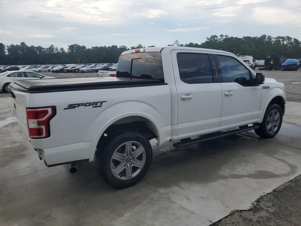 FORD F-150 SUPERCREW