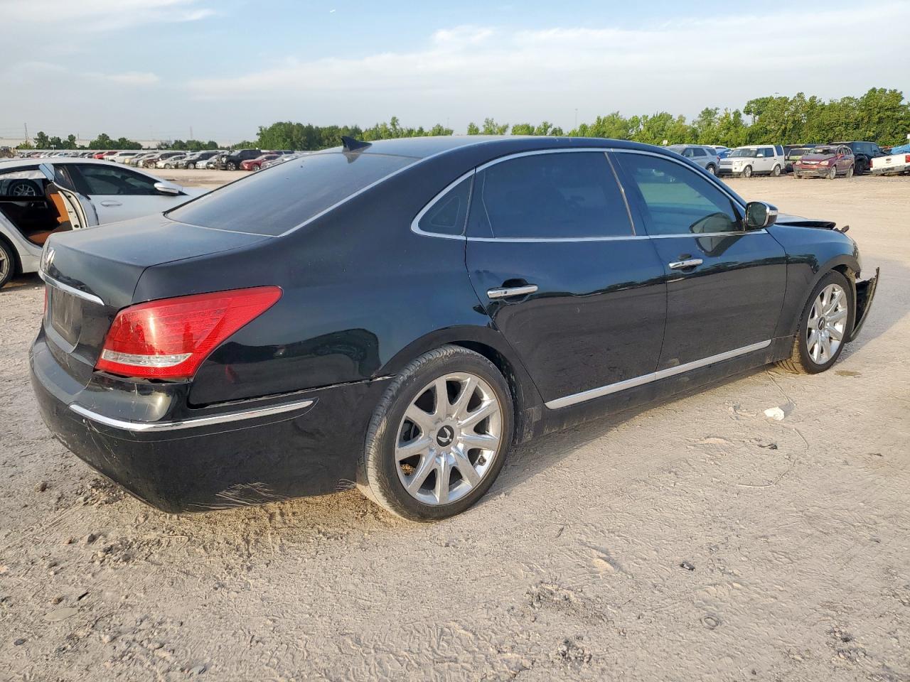 HYUNDAI EQUUS SIGNATURE
