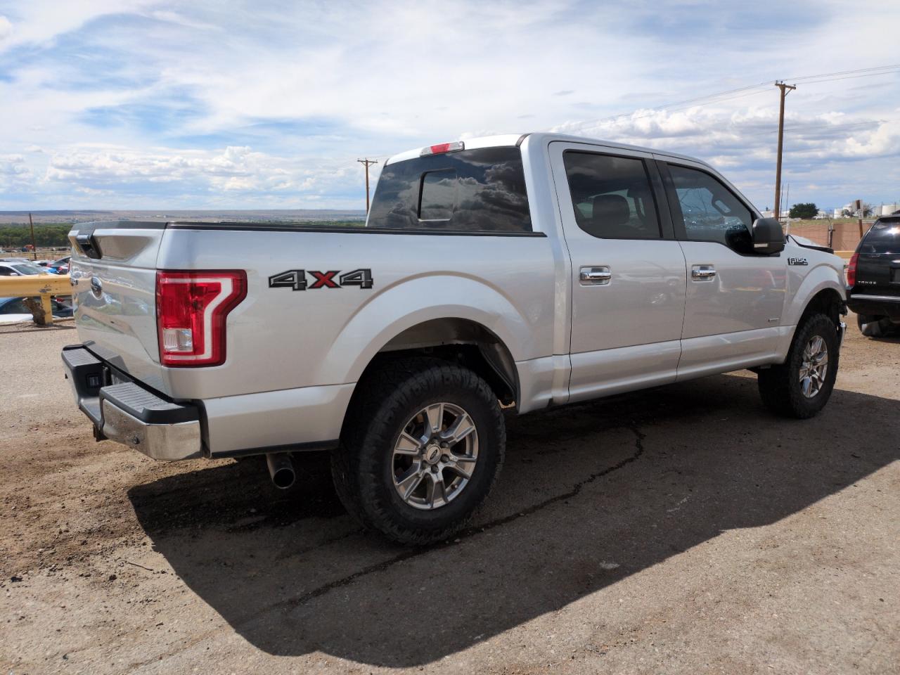FORD F-150 SUPERCREW