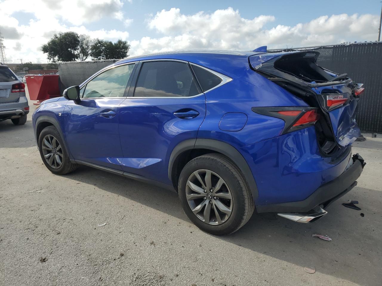 LEXUS NX 200T BASE