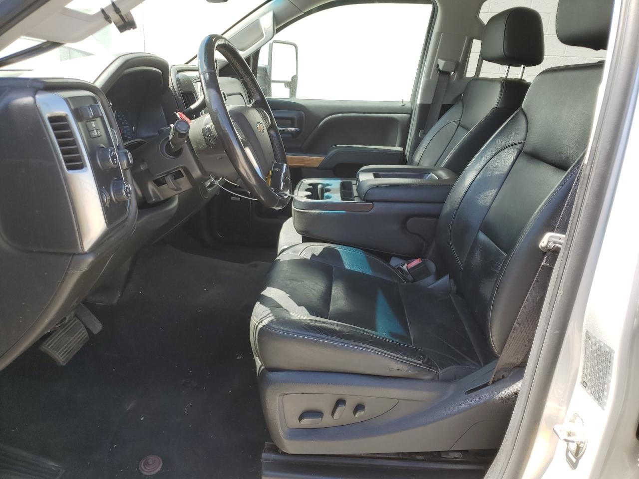 CHEVROLET SILVERADO K3500 LTZ