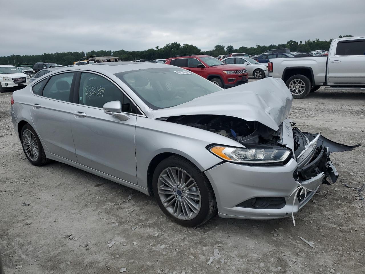FORD FUSION SE