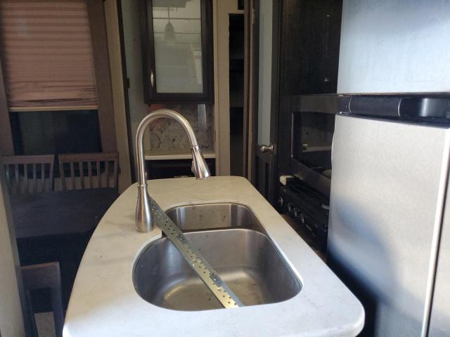 2016 MOMENTUM 5TH WHEEL #3294521497