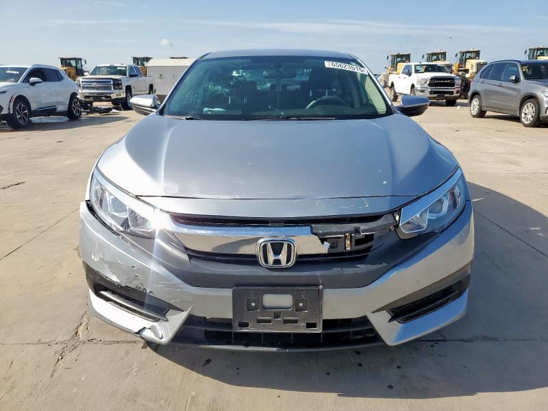 2018 HONDA CIVIC LX 2HGFC2E5XJH557840