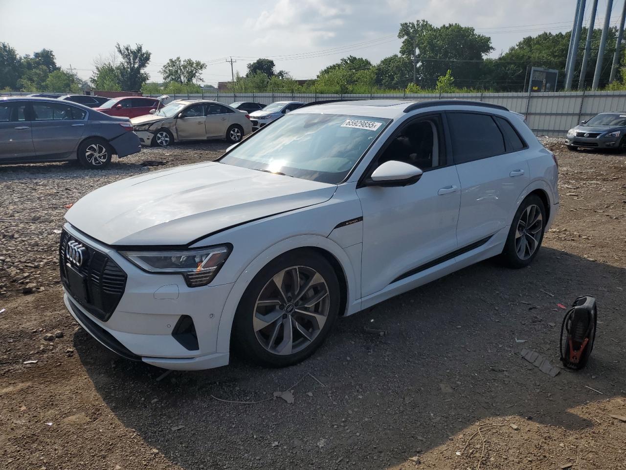 AUDI E-TRON PREMIUM PLUS