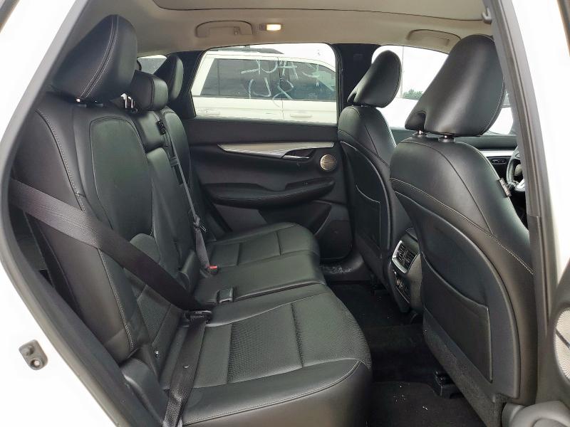 2019 INFINITI QX50 ESSEN 3PCAJ5M18KF110770
