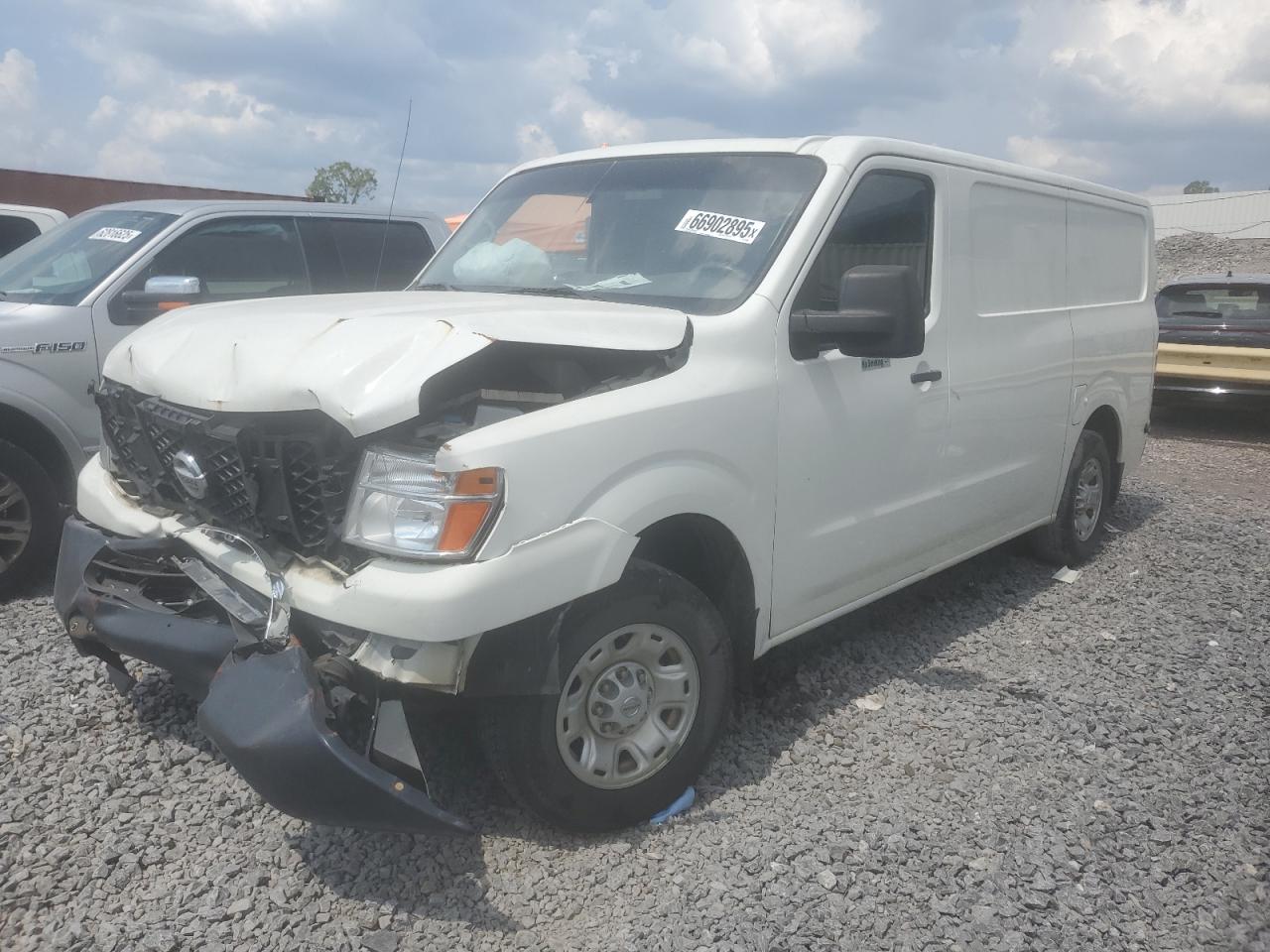 NISSAN NV1500 1500 S
