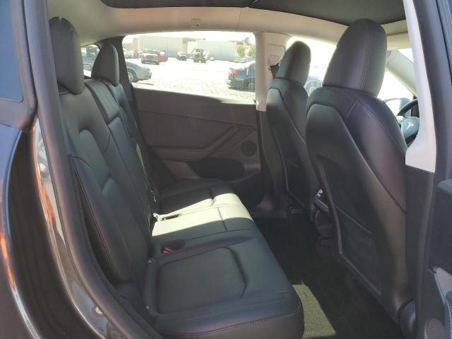 2024 TESLA MODEL Y 7SAYGDEF1RF051818