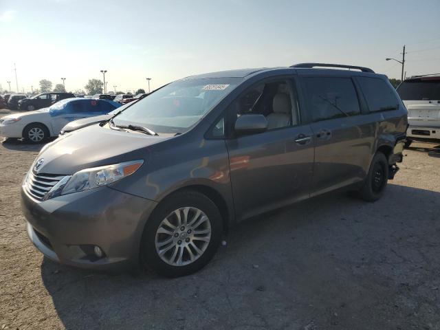 2017 TOYOTA SIENNA XLE - 5TDYZ3DC2HS838098