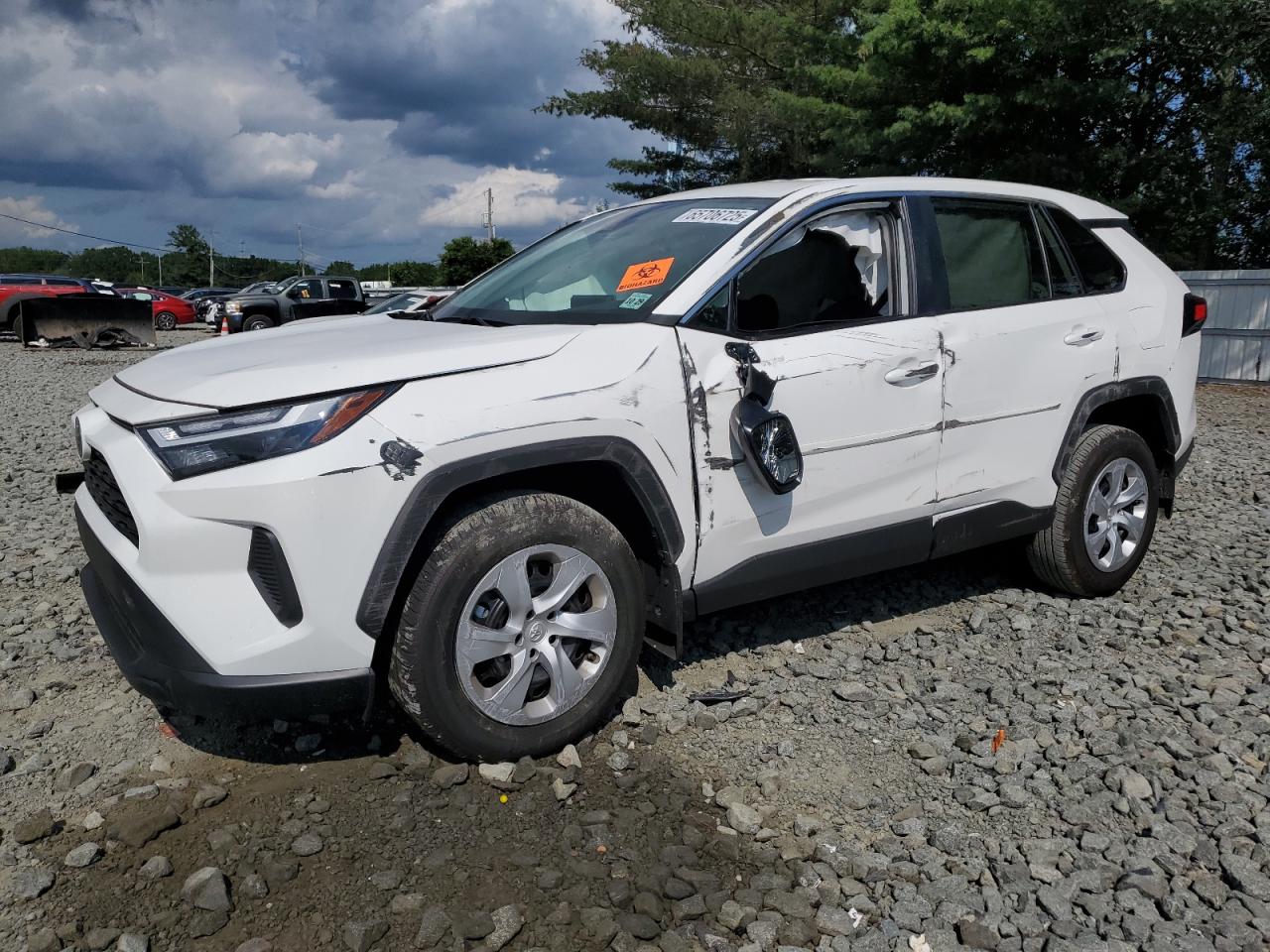 TOYOTA RAV4 LE