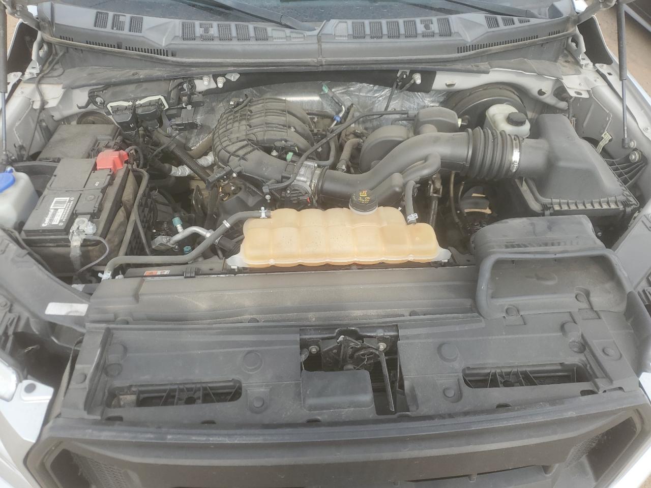 FORD F-150 SUPER CAB