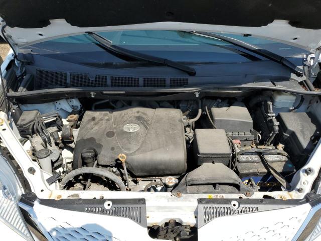 2017 TOYOTA SIENNA LE #3292464706