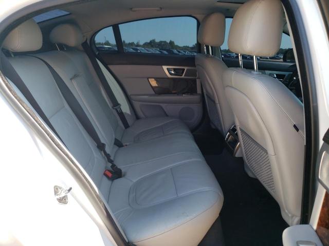 2015 JAGUAR XF 2.0T PR SAJWA0FS3FPU76910