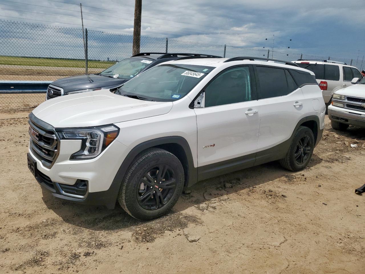 GMC TERRAIN AT4
