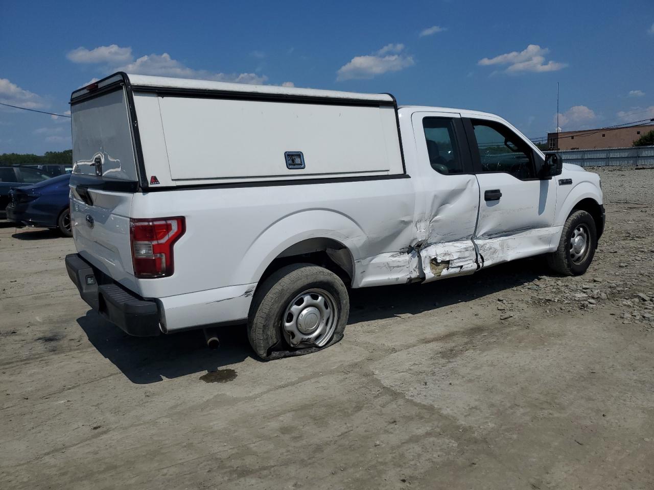 FORD F-150 SUPER CAB