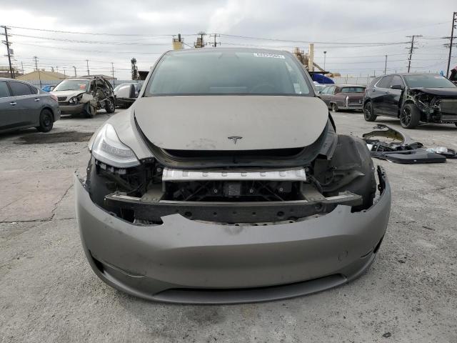2021 TESLA MODEL Y 5YJYGDEE6MF077098