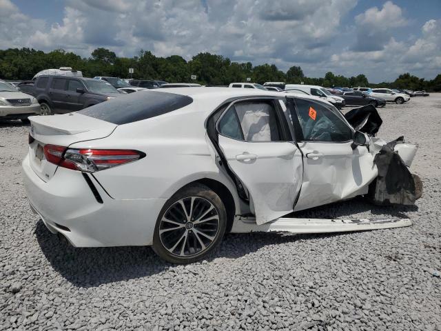 2018 TOYOTA CAMRY L 4T1B11HK8JU025042