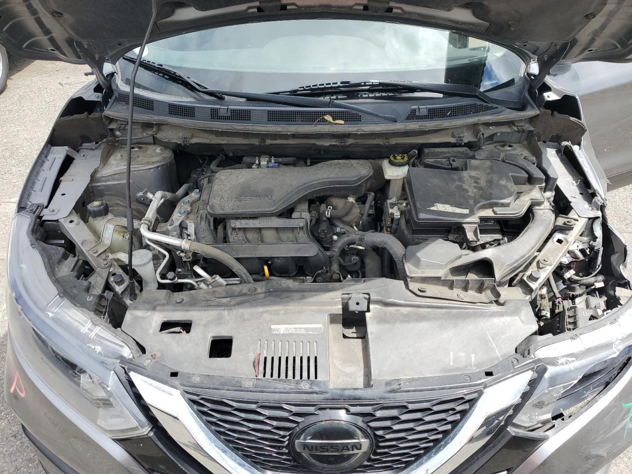 NISSAN ROGUE SPORT S