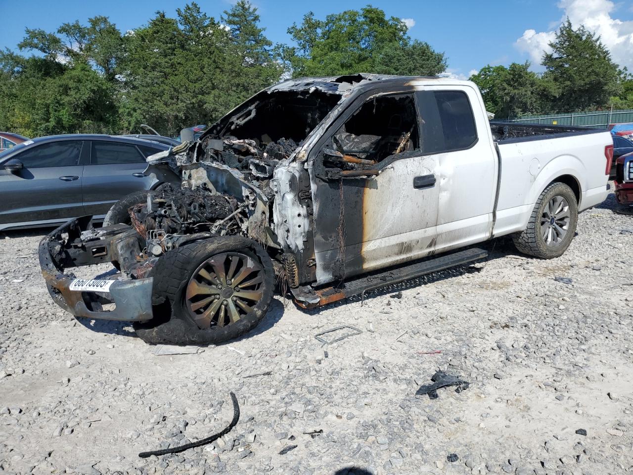 FORD F-150 SUPER CAB