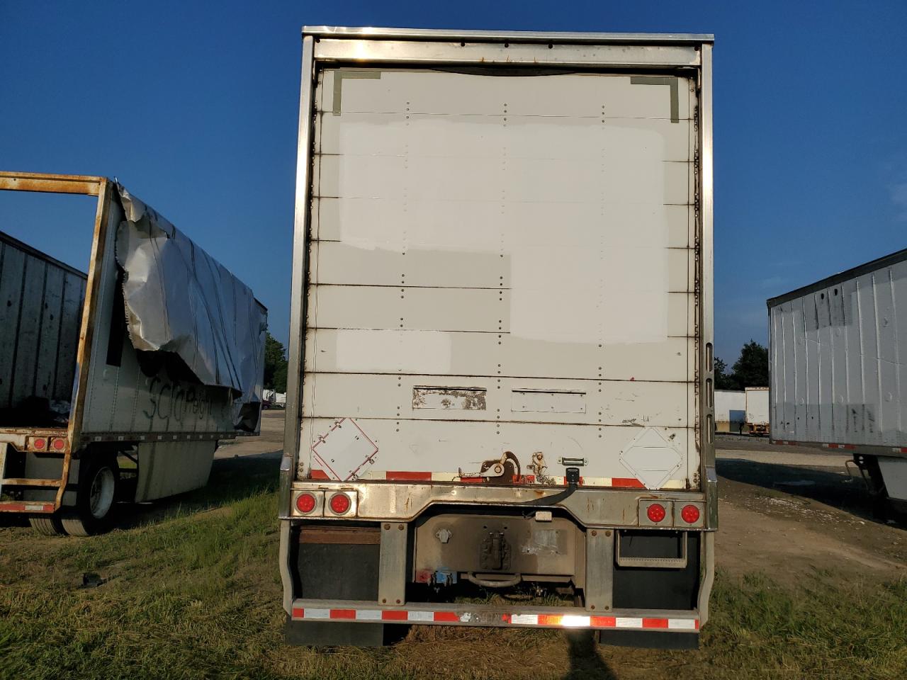 Lot #3261393547 2011 WABASH UNKNOWN