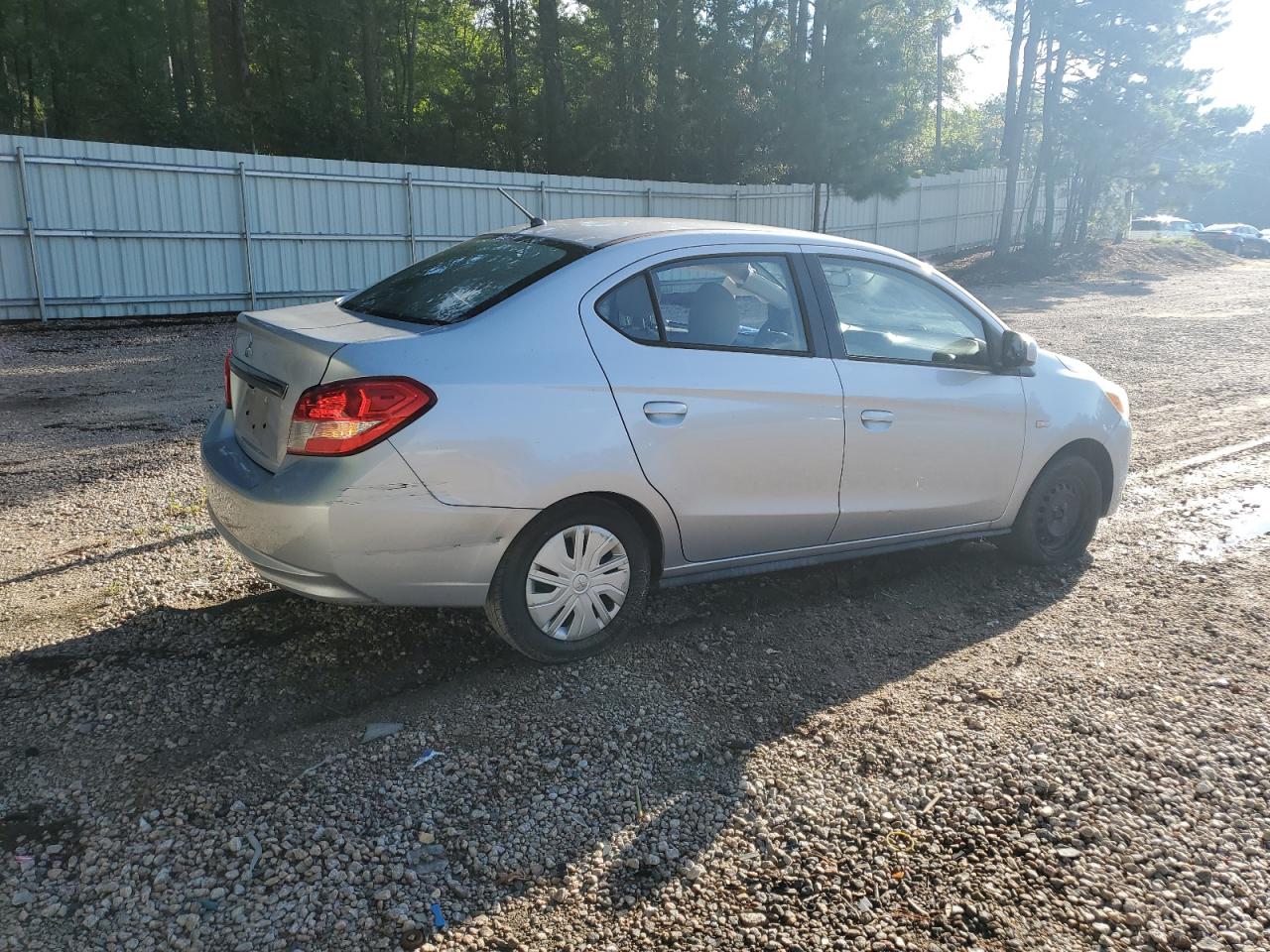 MITSUBISHI MIRAGE G4 ES