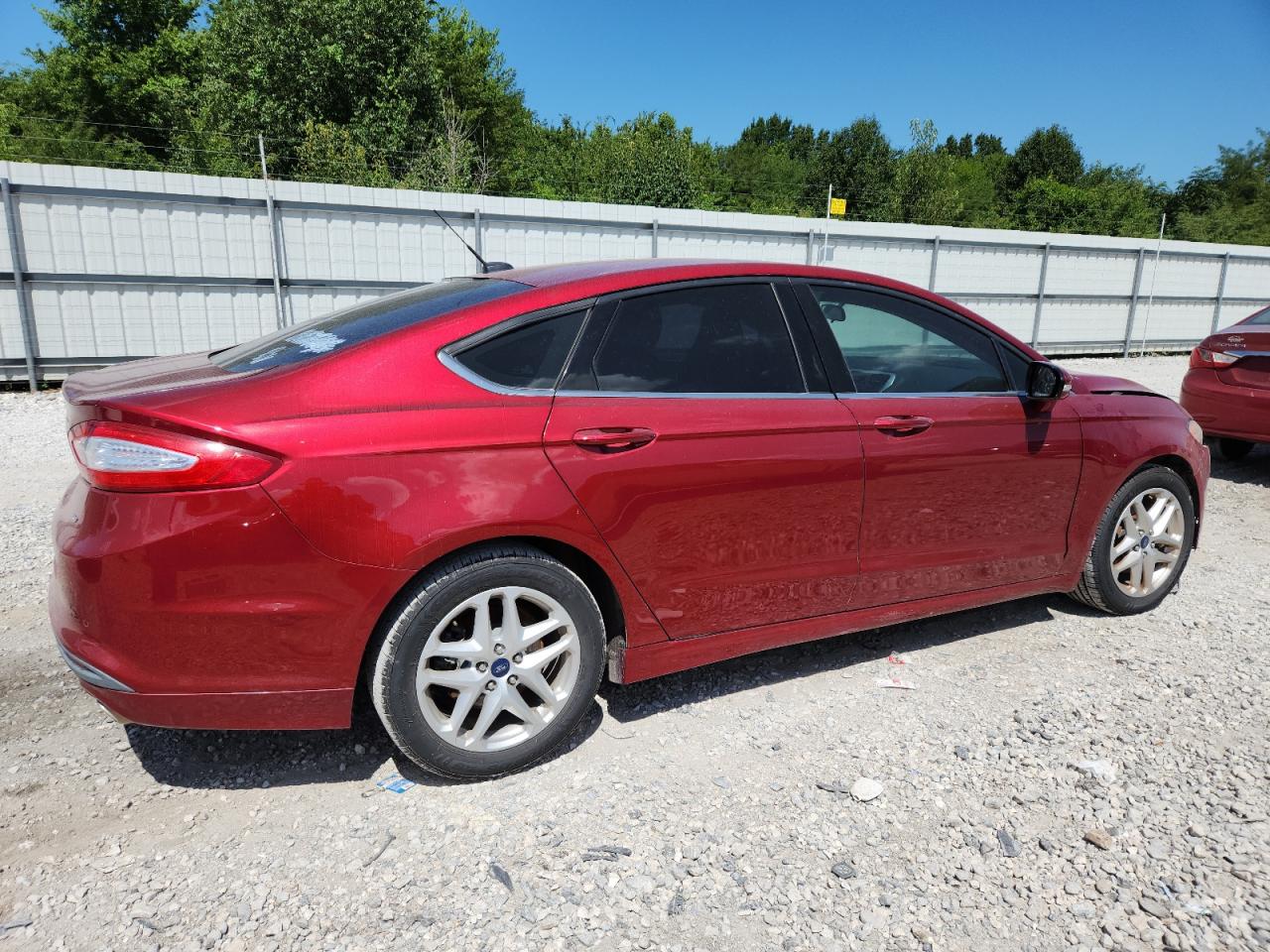 FORD FUSION SE