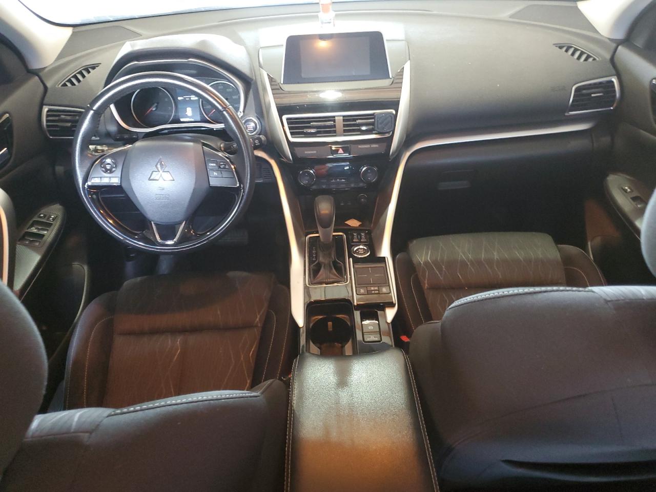 MITSUBISHI ECLIPSE SE