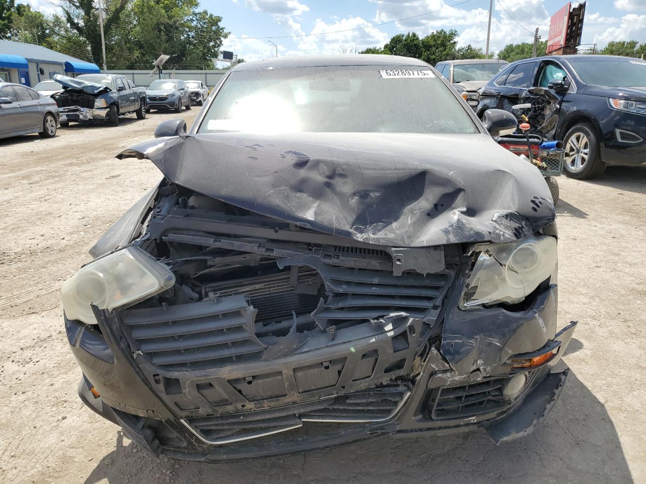 Lot #3280638387 2009 VOLKSWAGEN PASSAT TUR