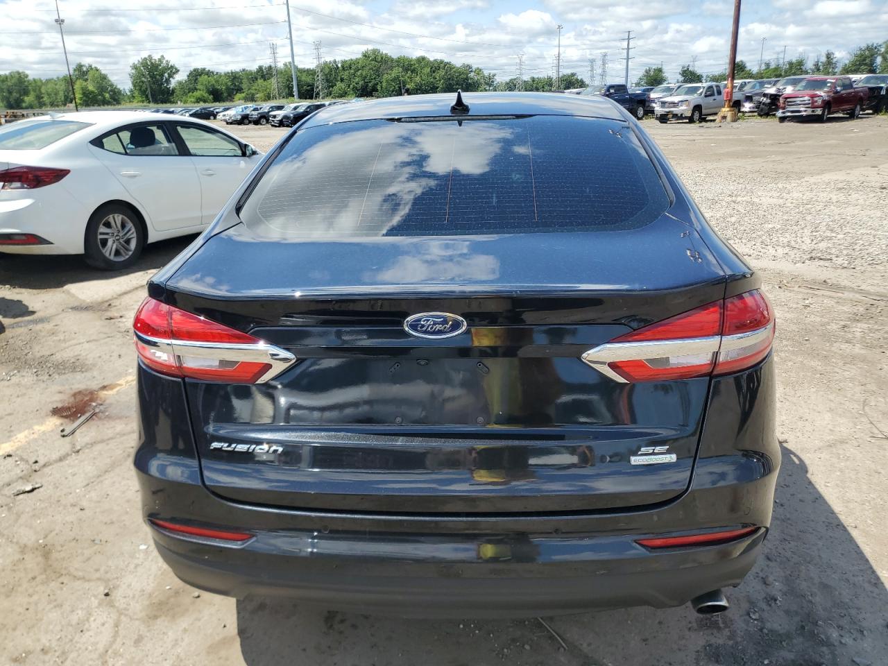 FORD FUSION SE
