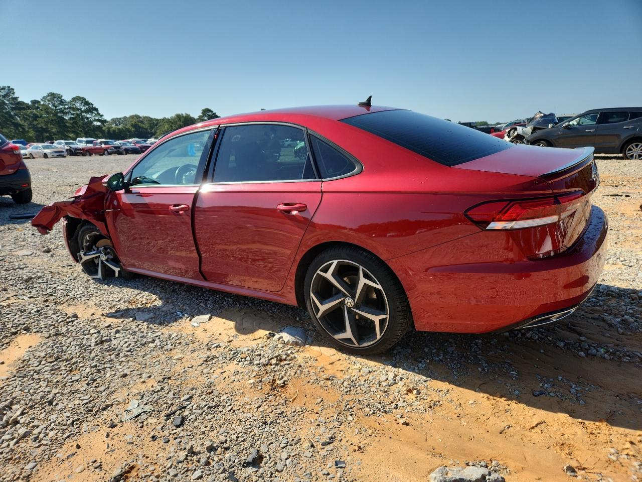 VOLKSWAGEN PASSAT R-LINE