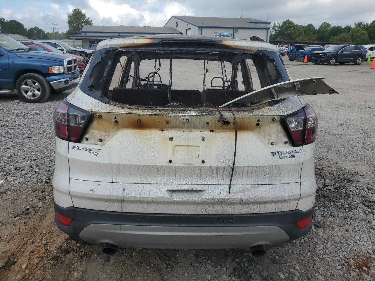 FORD ESCAPE TITANIUM