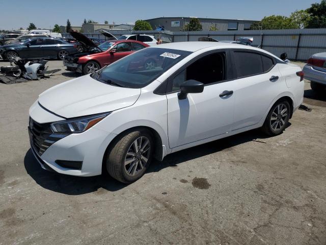 NISSAN VERSA S
