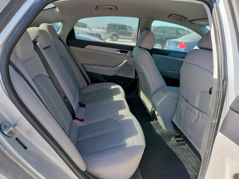 2018 HYUNDAI SONATA SE 5NPE24AF5JH669573