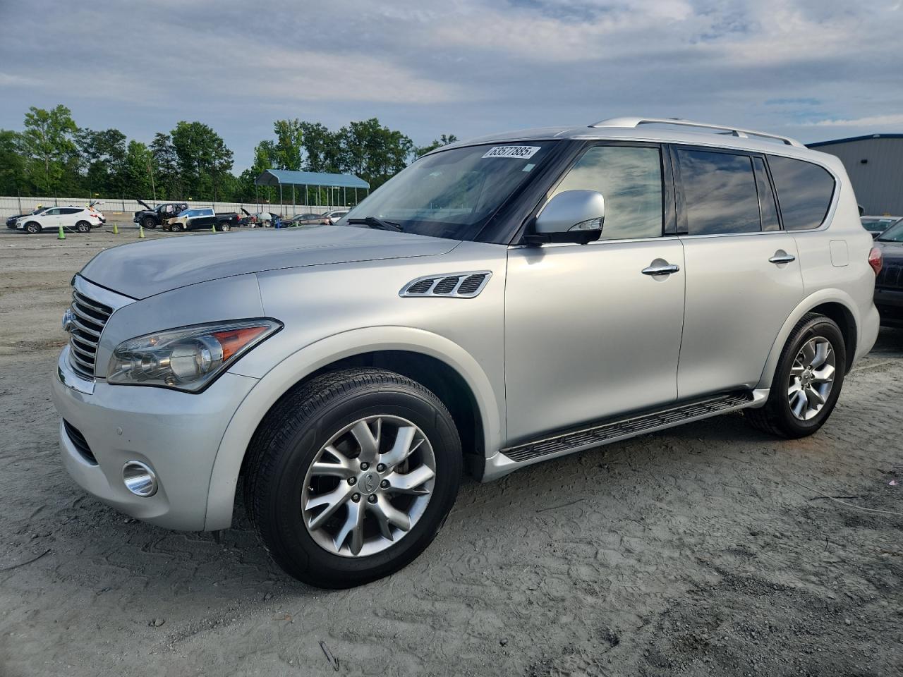 INFINITI QX56