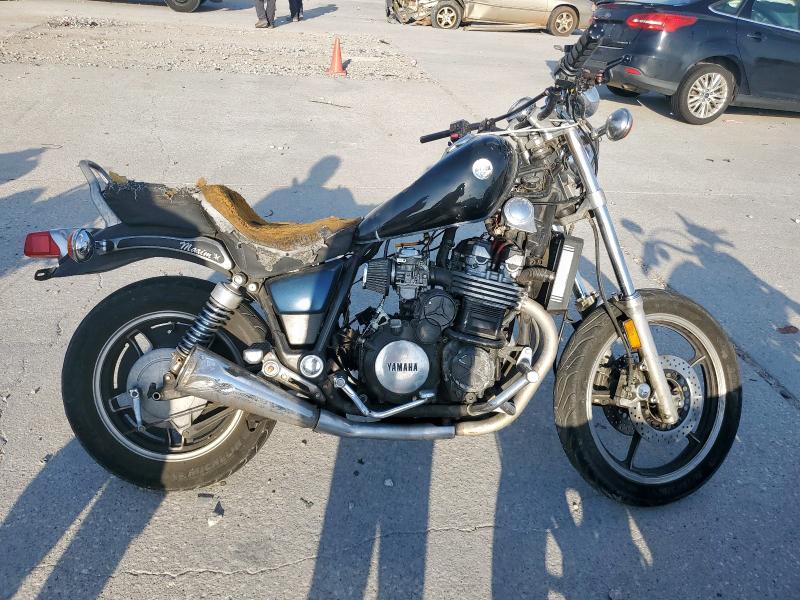 YAMAHA XJ700 X