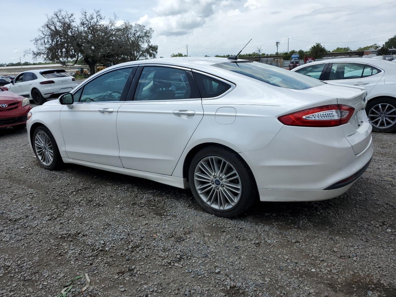 Ford Fusion se 2015