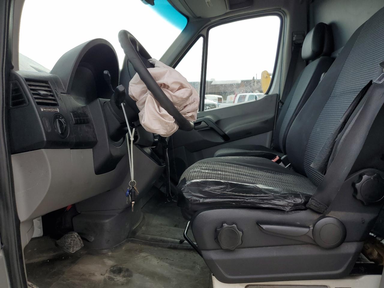 Lot #3291250980 2007 FREI SPRINTER VAN