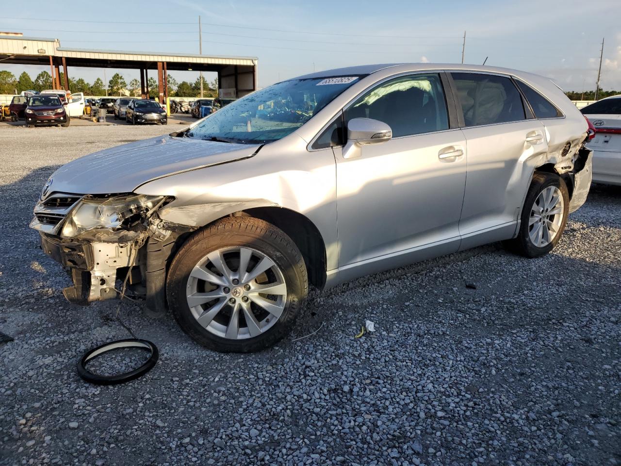 TOYOTA VENZA LE