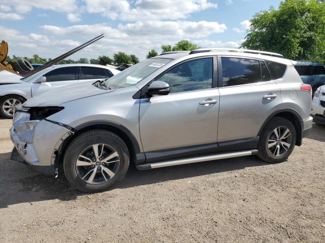 Vin: 2t3bfrev8jw788362, lot: 64053735, toyota rav4 le 2018 img_1