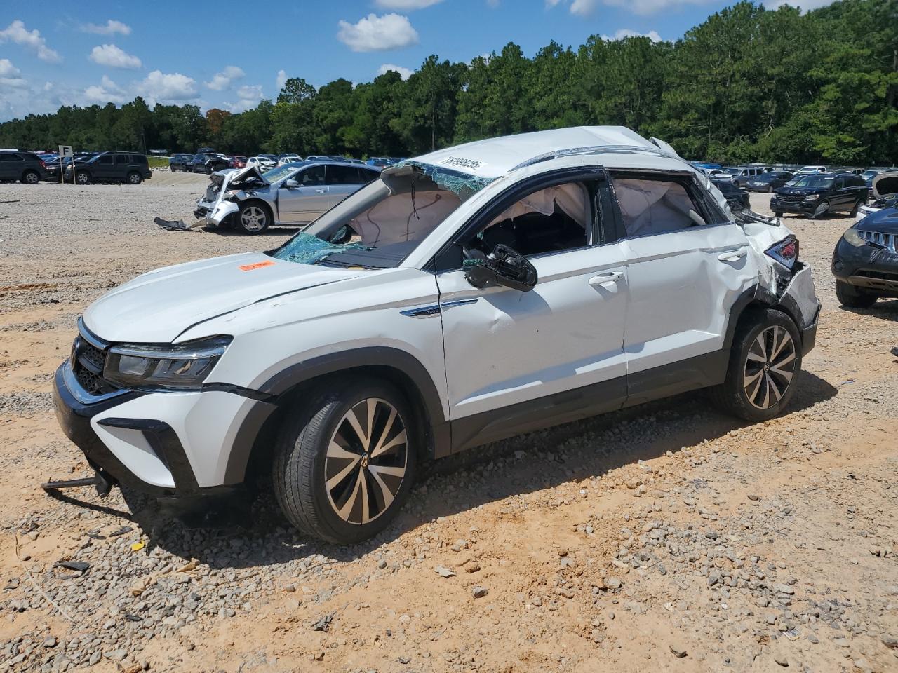 VOLKSWAGEN TAOS SE